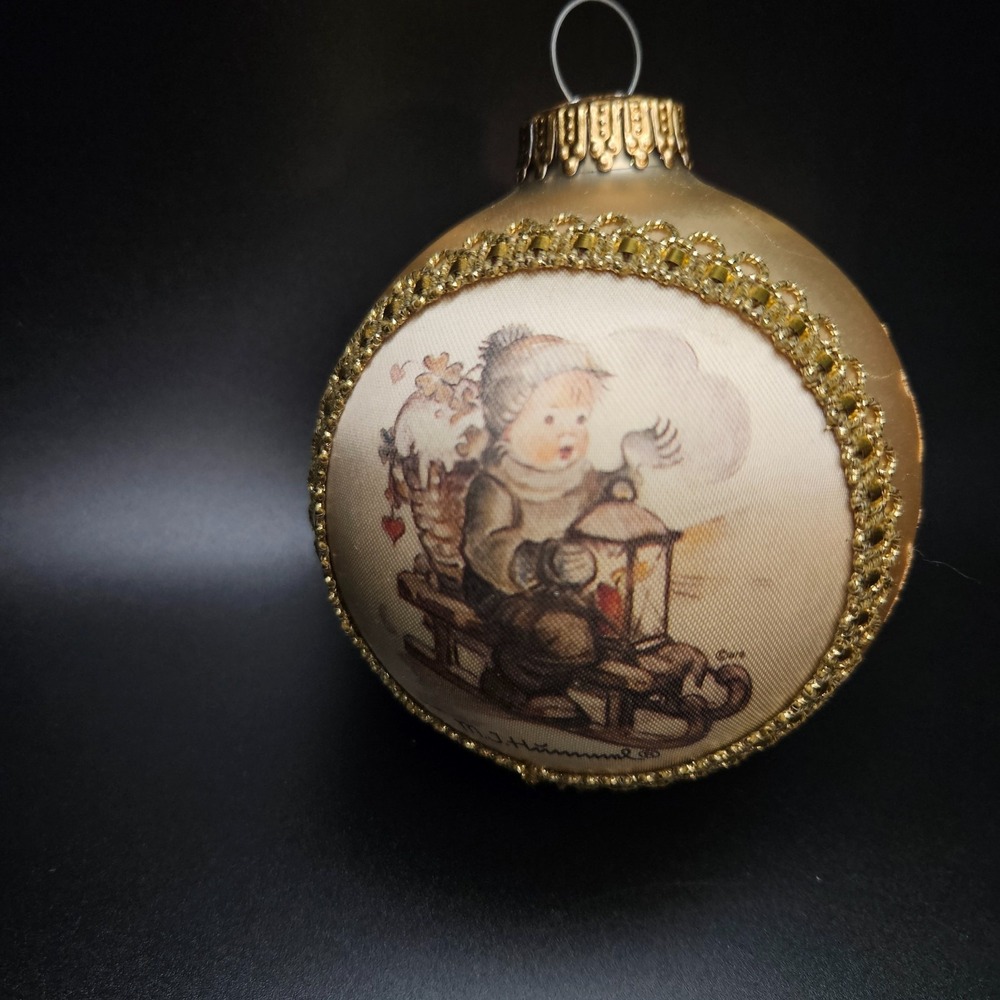 Vintage M.J. Hummel Glass Christmas‎ Ornament 1999 Gold Child Lantern Sled